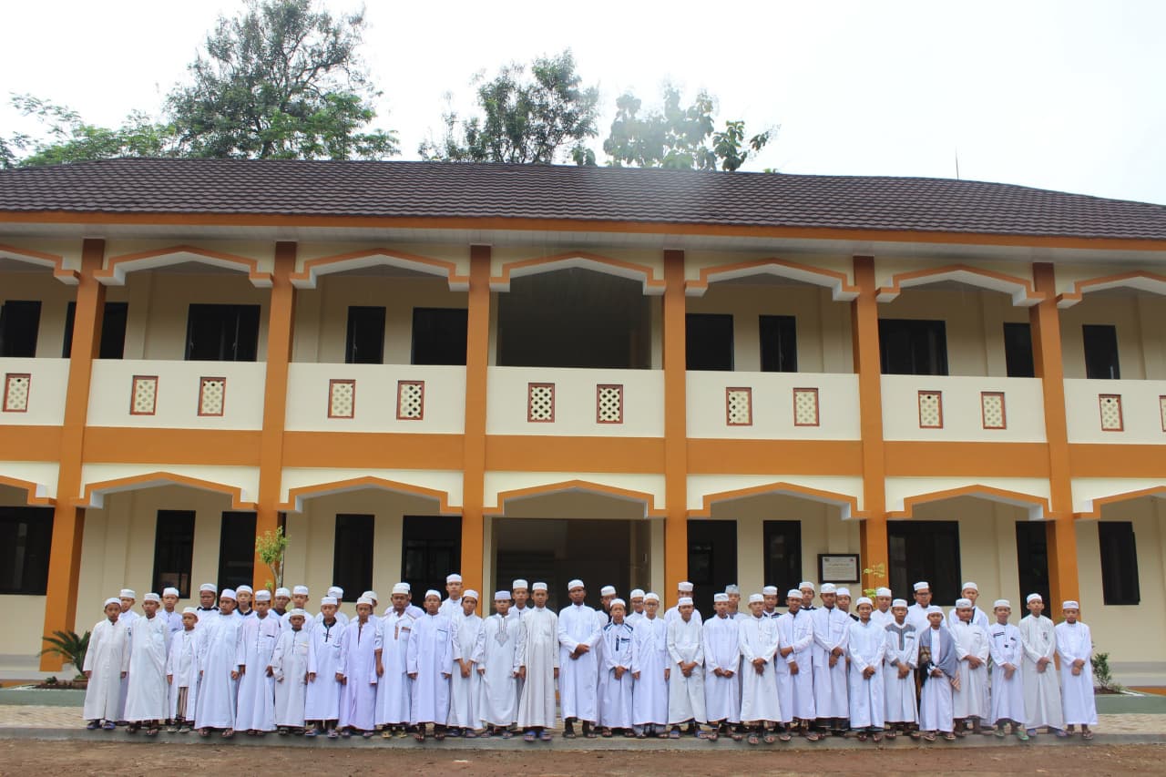 Pembangunan Madrasah Iman 5 Kuningan